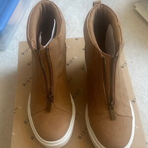 Mix No. 6 Women's Brown High-Top  wedge Sneakers